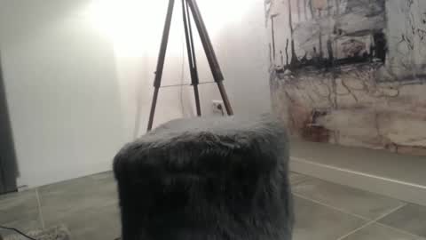 d_e_k_i online show from January 13, 6:38 am