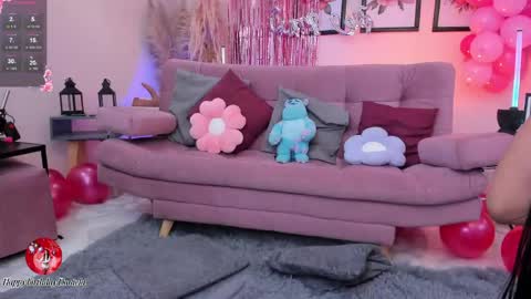 Snapshot of daaniela_moon chatting on May 24, 12:10 pm Daniela online show from May 24, 12:10 pm