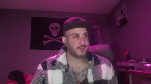 Snapshot of dabirdfree chatting on January 27, 8:07 pm Destroyer online show from January 27, 8:07 pm