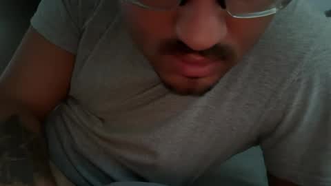 Snapshot of dabjuiceboi chatting on July 10, 2:27 am dabjuiceboi online show from July 10, 2:27 am