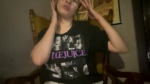 Snapshot of dabqueen_1994 chatting on February 16, 12:34 pm dabqueen_1994 online show from February 16, 12:34 pm