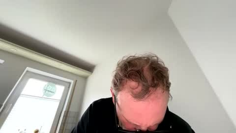 dachdecker7269 online show from April 2, 1:09 pm