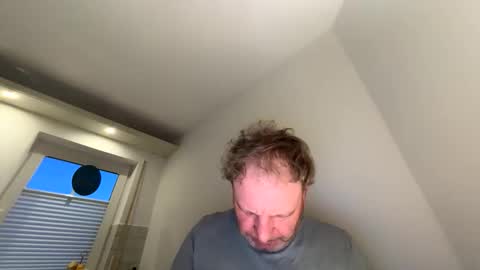 dachdecker7269 online show from April 7, 4:24 am