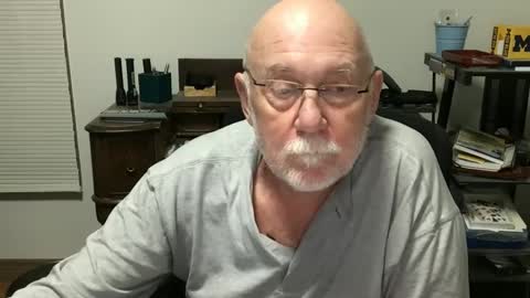 dack47 online show from December 2, 2:42 am