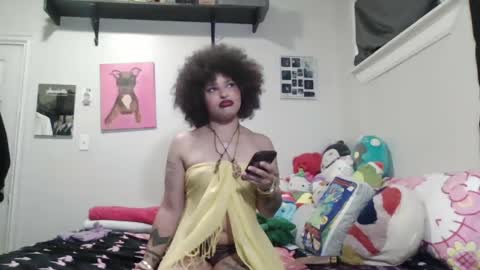 Snapshot of daddi_nala chatting on July 7, 12:57 am daddi_nala online show from July 7, 12:57 am