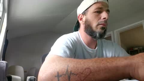 Snapshot of daddo1477 chatting on October 24, 5:31 pm daddo1477 online show from October 24, 5:31 pm