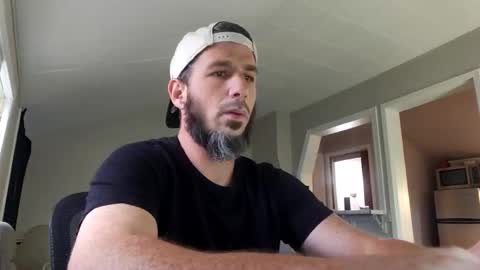 Snapshot of daddo1477 chatting on October 30, 3:35 pm daddo1477 online show from October 30, 3:35 pm