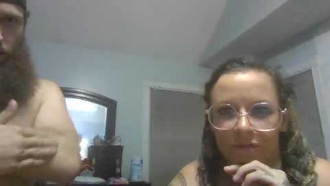 Snapshot of daddy48069 chatting on September 21, 10:28 am Daddyrock48069 online show from September 21, 10:28 am