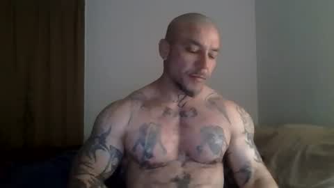 Snapshot of daddy640295 chatting on July 18, 5:00 am daddy640295 online show from July 18, 5:00 am
