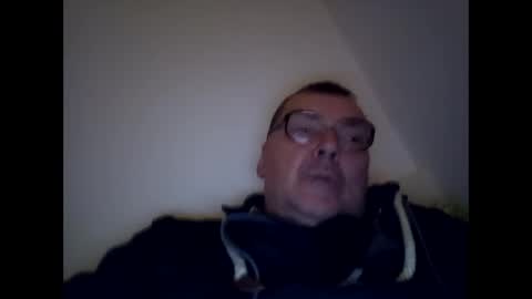 Snapshot of daddy91964 chatting on December 6, 11:03 pm daddy91964 online show from December 6, 11:03 pm