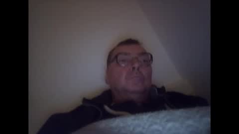 Snapshot of daddy91964 chatting on December 24, 7:55 pm daddy91964 online show from December 24, 7:55 pm