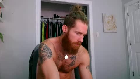 Snapshot of daddyafterdark1 chatting on June 18, 1:26 pm daddyafterdark1 online show from June 18, 1:26 pm