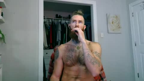 Snapshot of daddyafterdark1 chatting on June 26, 1:26 pm daddyafterdark1 online show from June 26, 1:26 pm