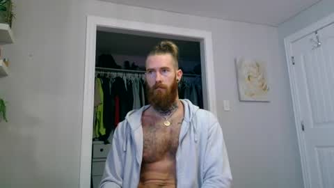 Snapshot of daddyafterdark1 chatting on August 3, 2:22 pm daddyafterdark1 online show from August 3, 2:22 pm