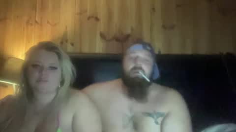Snapshot of daddyandcunt chatting on December 16, 1:43 pm married couple smoking sucking and partying online show from December 16, 1:43 pm