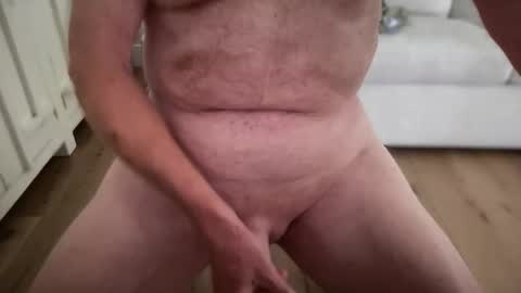 daddycuuksuuk online show from April 11, 6:23 pm