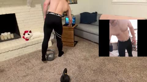 Snapshot of daddydaydrinkz chatting on December 7, 6:10 am DaddydayDrinkz online show from December 7, 6:10 am