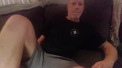 Snapshot of daddydj4aprincess chatting on May 7, 11:32 pm DJ online show from May 7, 11:32 pm