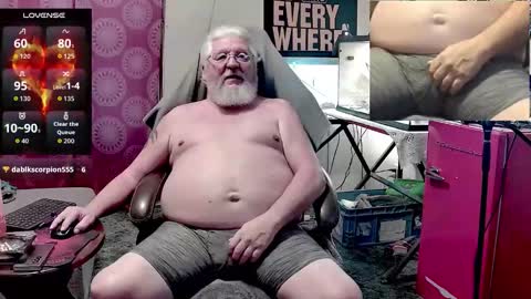 Snapshot of daddydom4fun chatting on March 10, 11:10 pm Daddydom4fun online show from March 10, 11:10 pm