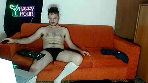 Snapshot of daddyfeet29 chatting on July 10, 10:07 am Greekboy28 online show from July 10, 10:07 am