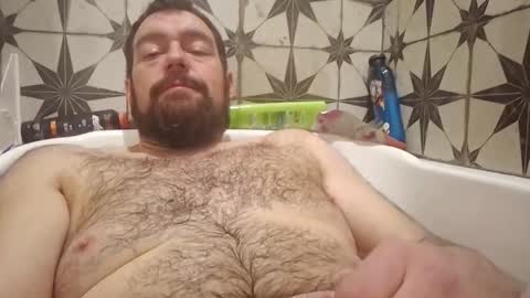Snapshot of daddyj1983 chatting on April 29, 2:26 am daddyj1983 online show from April 29, 2:26 am