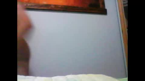 Snapshot of daddyj1983 chatting on May 19, 1:56 am daddyj1983 online show from May 19, 1:56 am