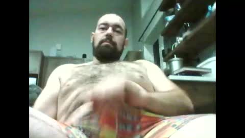 Snapshot of daddyj1983 chatting on May 26, 3:02 am daddyj1983 online show from May 26, 3:02 am