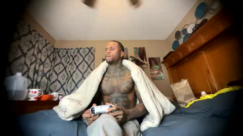 Snapshot of daddyjanimal chatting on May 3, 2:39 am sexy tatted king bbc online show from May 3, 2:39 am