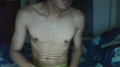 Snapshot of daddykengxx chatting on May 25, 1:00 am daddykengxx online show from May 25, 1:00 am