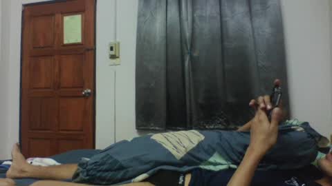 Snapshot of daddykengxx chatting on June 8, 2:23 am daddykengxx online show from June 8, 2:23 am