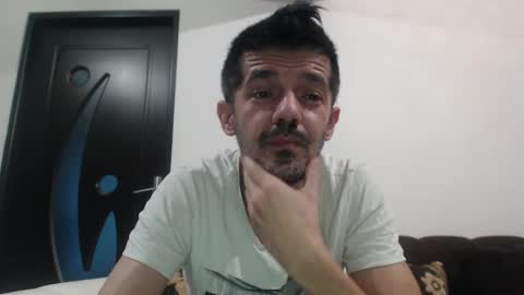 daddynextdoor86 online show from December 2, 5:57 am