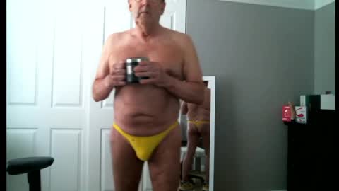 Snapshot of daddys7plus chatting on June 7, 2:10 pm daddys7plus online show from June 7, 2:10 pm