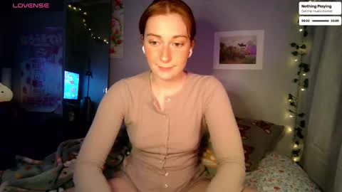 Snapshot of daddysdollhouse chatting on September 13, 5:29 am Saoirse online show from September 13, 5:29 am