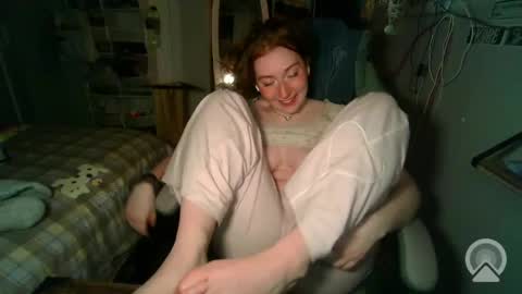Snapshot of daddysdollhouse chatting on April 25, 4:59 am Saoirse online show from April 25, 4:59 am