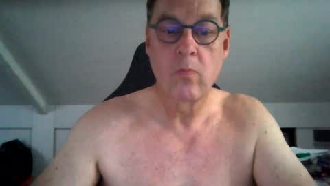 Snapshot of daddyspoenk chatting on July 10, 11:13 am Dannyspoenk online show from July 10, 11:13 am