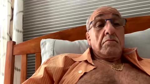 Snapshot of daddyweis chatting on May 22, 3:13 am daddyweis online show from May 22, 3:13 am