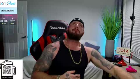 Snapshot of daddyxxluna chatting on September 15, 1:16 am ConstructionDaddy and Lady Luna online show from September 15, 1:16 am