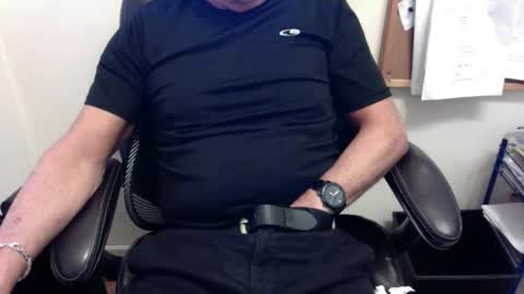 dadooronron69 online show from April 11, 4:44 pm