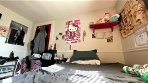 Snapshot of dadsdoll2 chatting on March 27, 2:17 pm dadsdoll2 online show from March 27, 2:17 pm