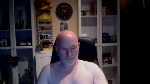 Snapshot of dadyscam chatting on June 29, 8:31 pm dadyscam online show from June 29, 8:31 pm