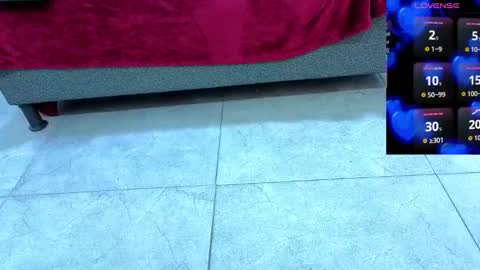 daffnelewis online show from March 19, 11:14 am