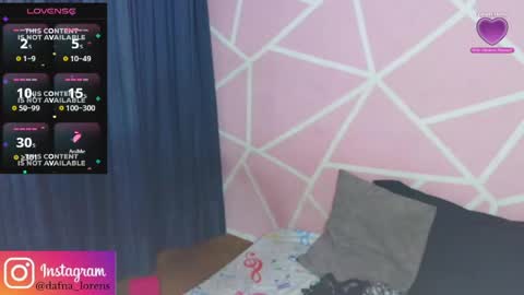 Snapshot of dafna_and_chriss chatting on June 3, 2:14 am dafna lorens online show from June 3, 2:14 am