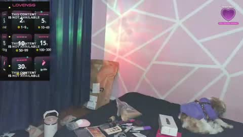 dafna and kris online show from June 13, 3:59 am