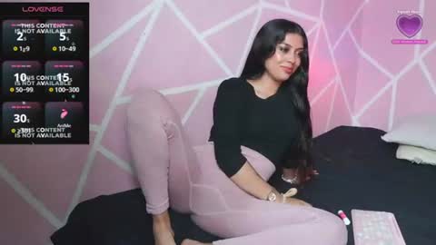 dafna and kris online show from June 18, 6:34 pm