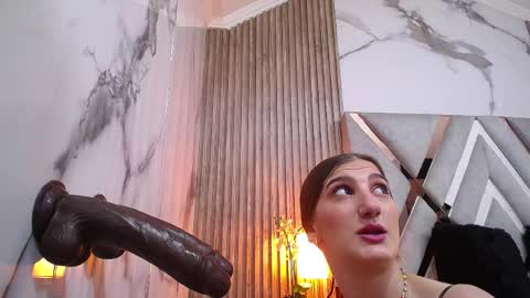 Snapshot of dafne_castro6478 chatting on April 23, 8:00 pm Dafne Castro online show from April 23, 8:00 pm