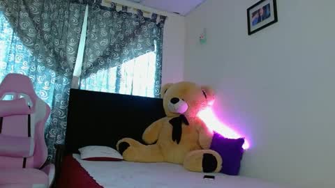 Snapshot of dafne_hot77 chatting on October 11, 6:28 pm dafne_hot77 online show from October 11, 6:28 pm