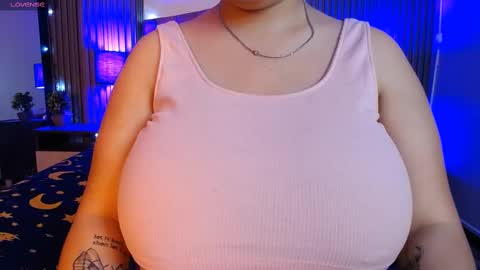 Snapshot of dafne_hs chatting on December 23, 2:28 pm Dafne online show from December 23, 2:28 pm