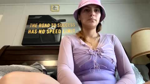 Snapshot of dafnecloutier chatting on February 14, 1:08 pm Dafne 27 Cory-24 online show from February 14, 1:08 pm