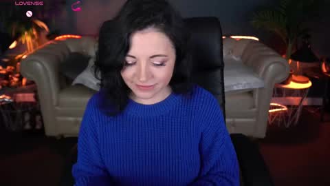 Snapshot of dafni_mon chatting on April 28, 5:45 am Dafni Mon online show from April 28, 5:45 am