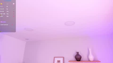 Snapshot of dahiana_cute_ chatting on February 21, 9:56 am Dahiana online show from February 21, 9:56 am